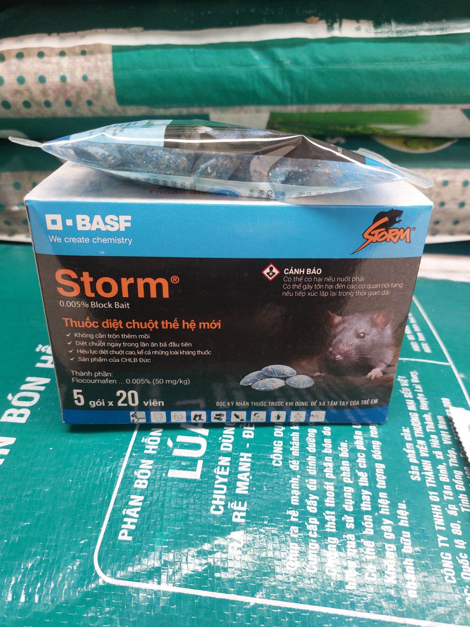 Thuốc diệt chuột STORM 20 viên kẹo Chống Đông Máu