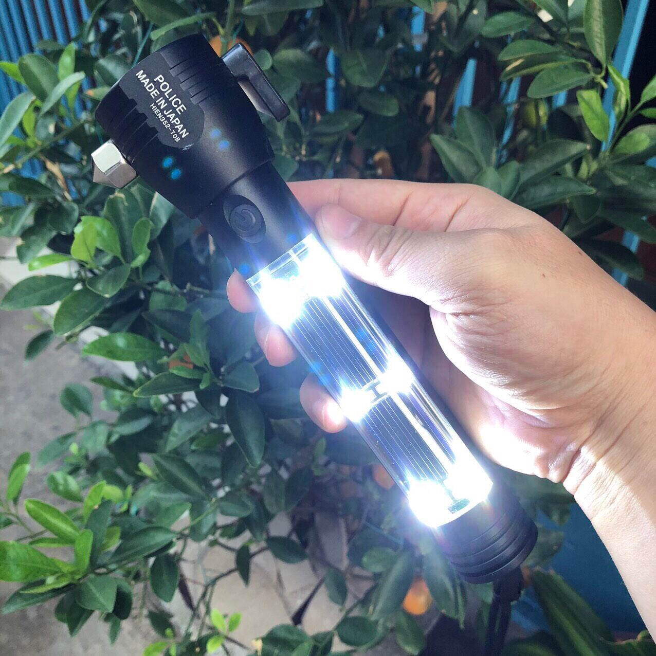 Đèn pin cầm tay đa năng Nhật bản