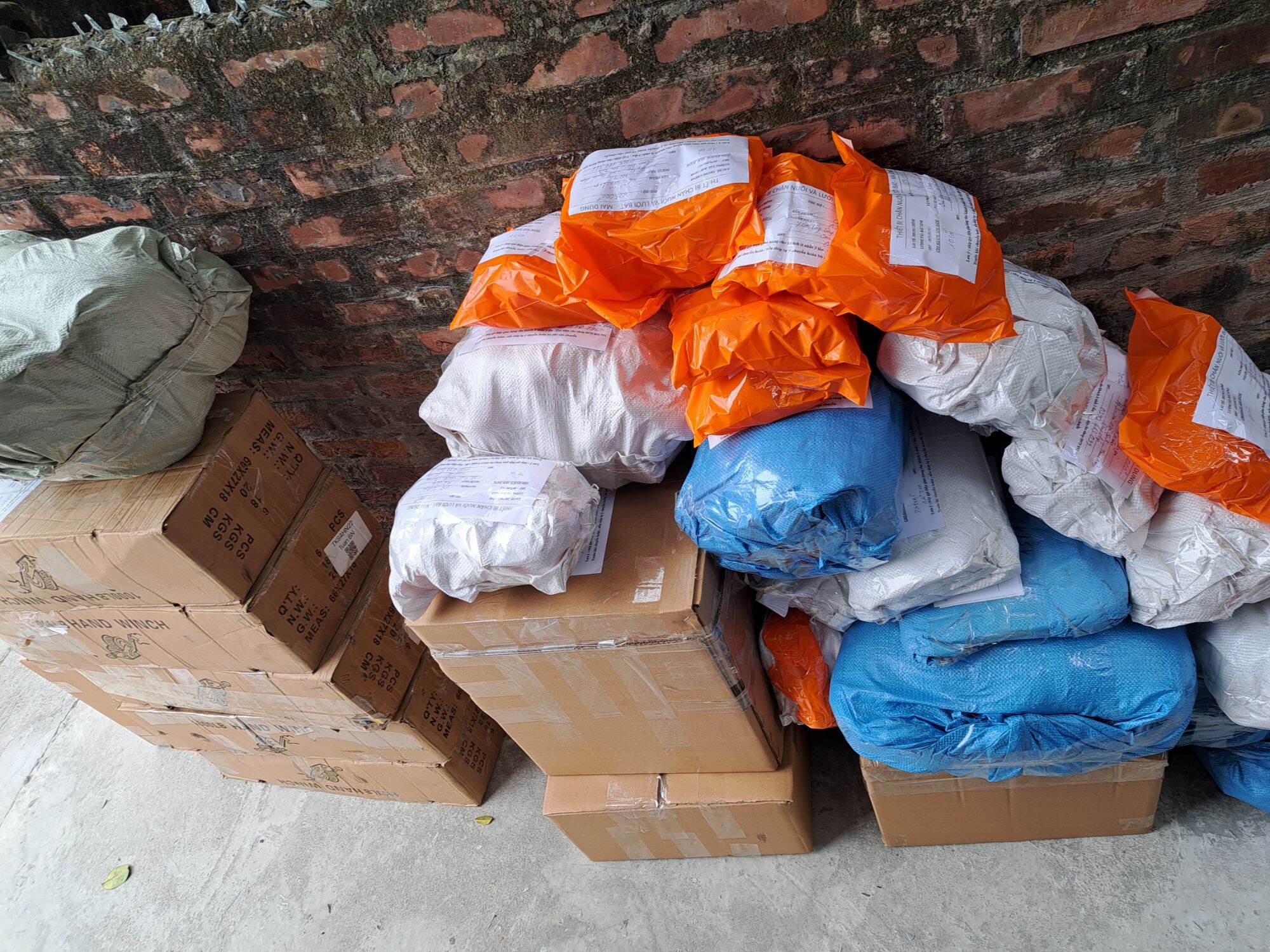 Mùng ruồi lính đen 2x2x2