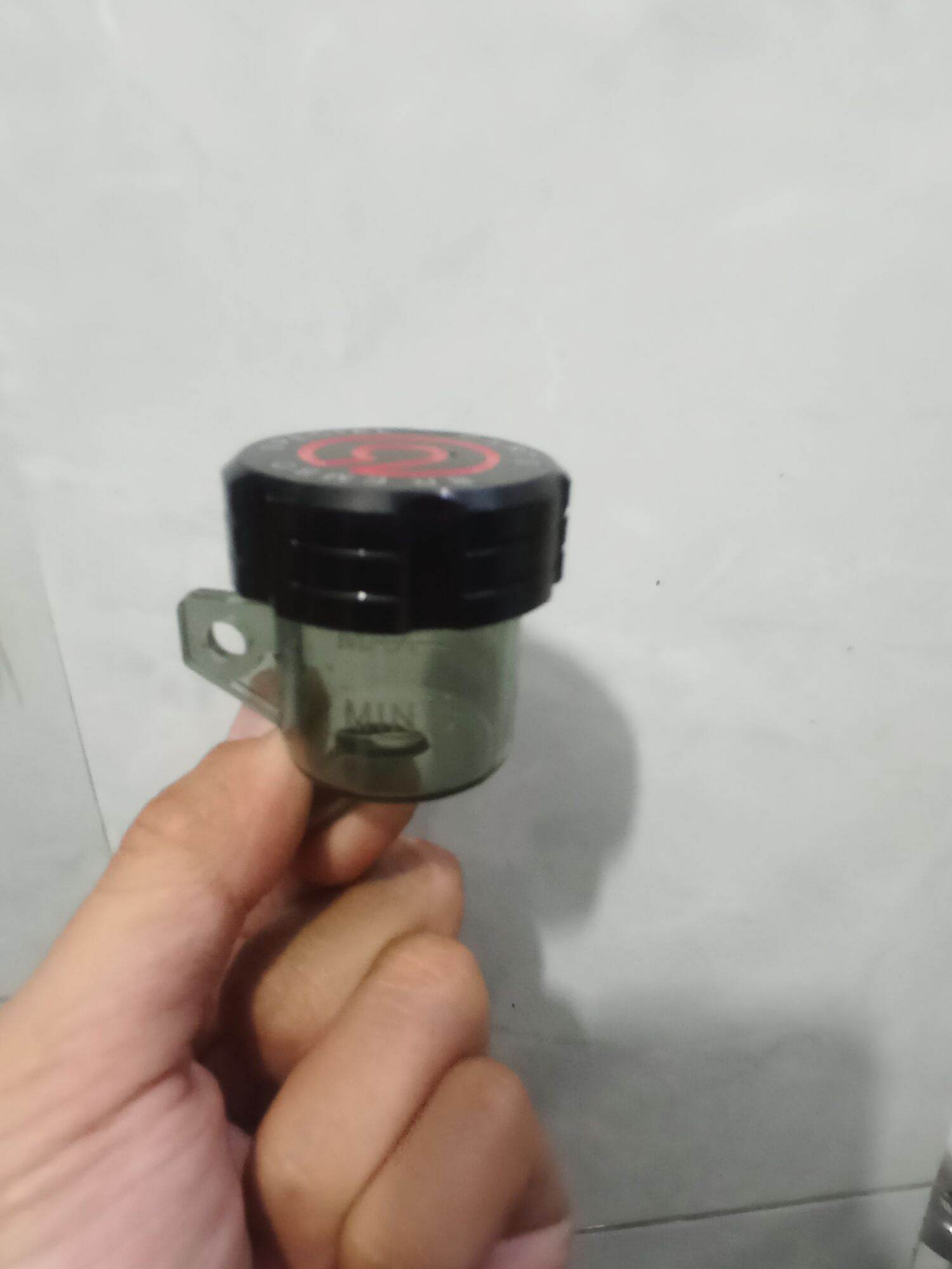 Bình dầu brembo màu khói