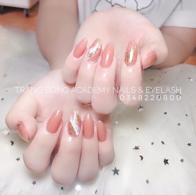 Lưới trăng sao chụp ảnh móng tay