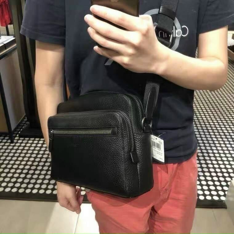 Túi C0ach West Camera Bag 91484 Black da thật chuẩn xịn xò
