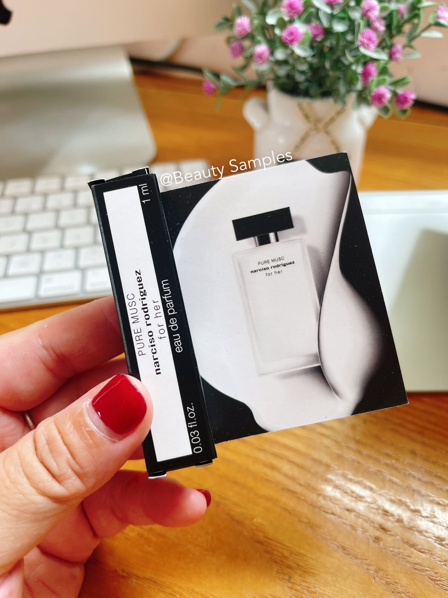𝗡𝘂̛𝗼̛́𝗰 𝗵𝗼𝗮 𝗡𝗮𝗿𝗰𝗶𝘀𝗼 𝗥𝗼𝗱𝗿𝗶𝗴𝘂𝗲𝘇 𝗣𝘂𝗿𝗲 𝗠𝘂𝘀𝗰 𝗙𝗼𝗿 𝗛𝗲𝗿