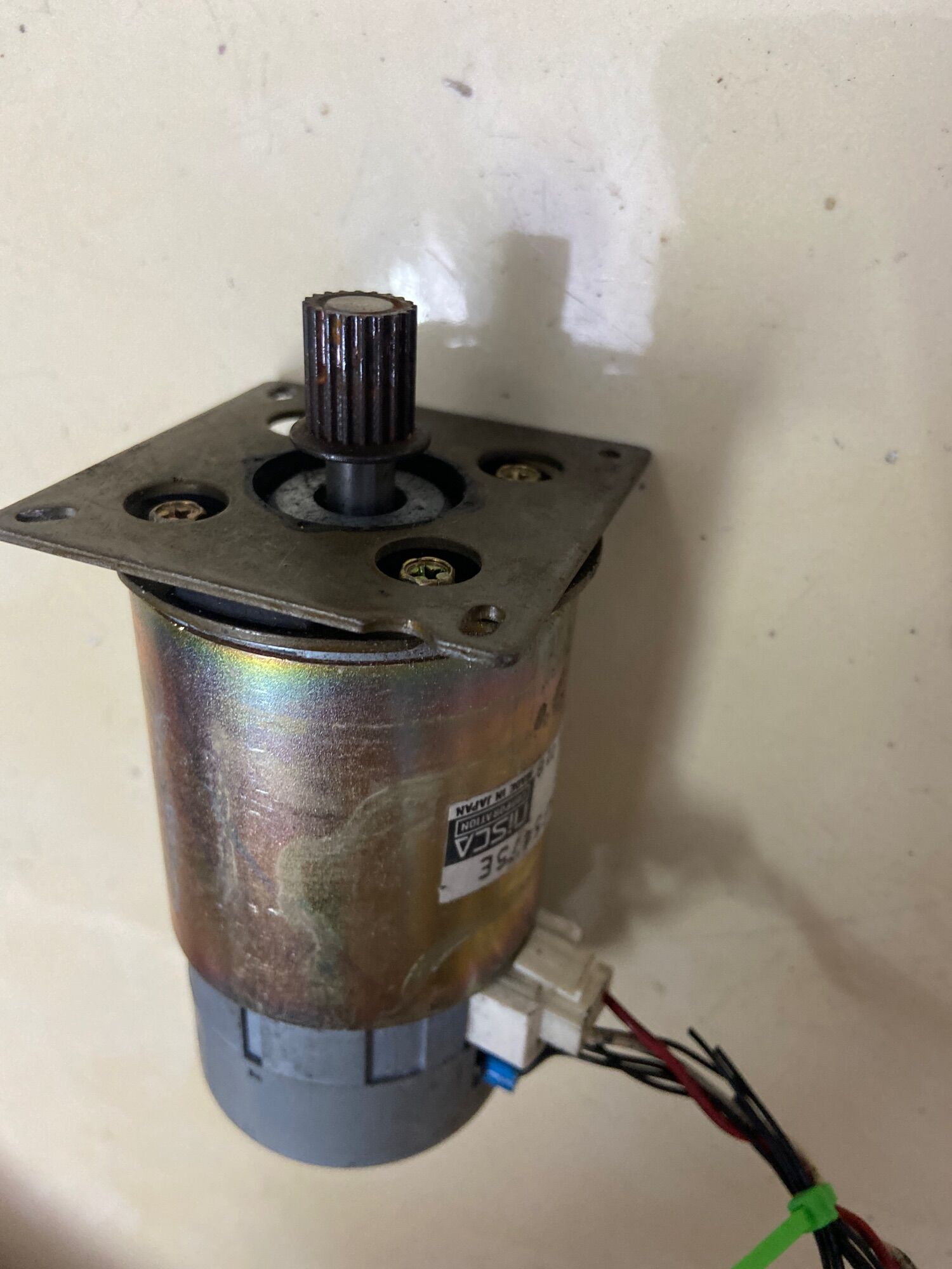 Động cơ chổi than DC 12V-24v Servo NISCA NF5475 encoder (Made in Japan) trục 8mm