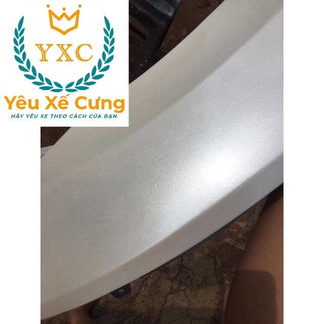 H196** _ Chai sơn sịt xe máy SAMURAI H196** màu Trắng Ngọc Trai