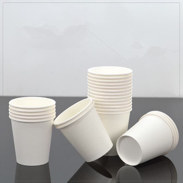 [HCM] Lốc 50 ly giấy tiện dụng