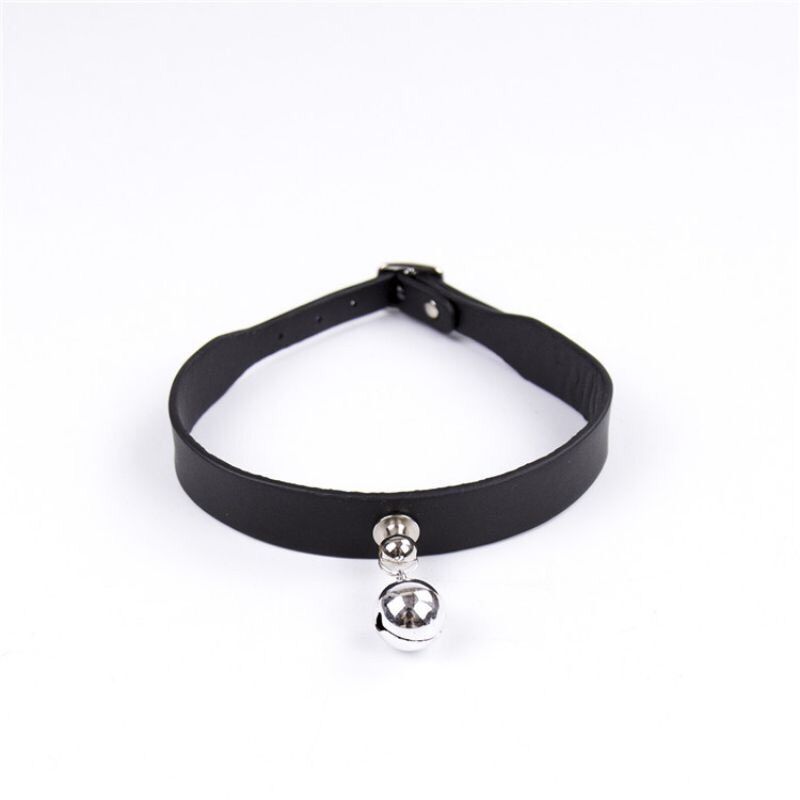 Vòng cổ choker da phong cách gothic