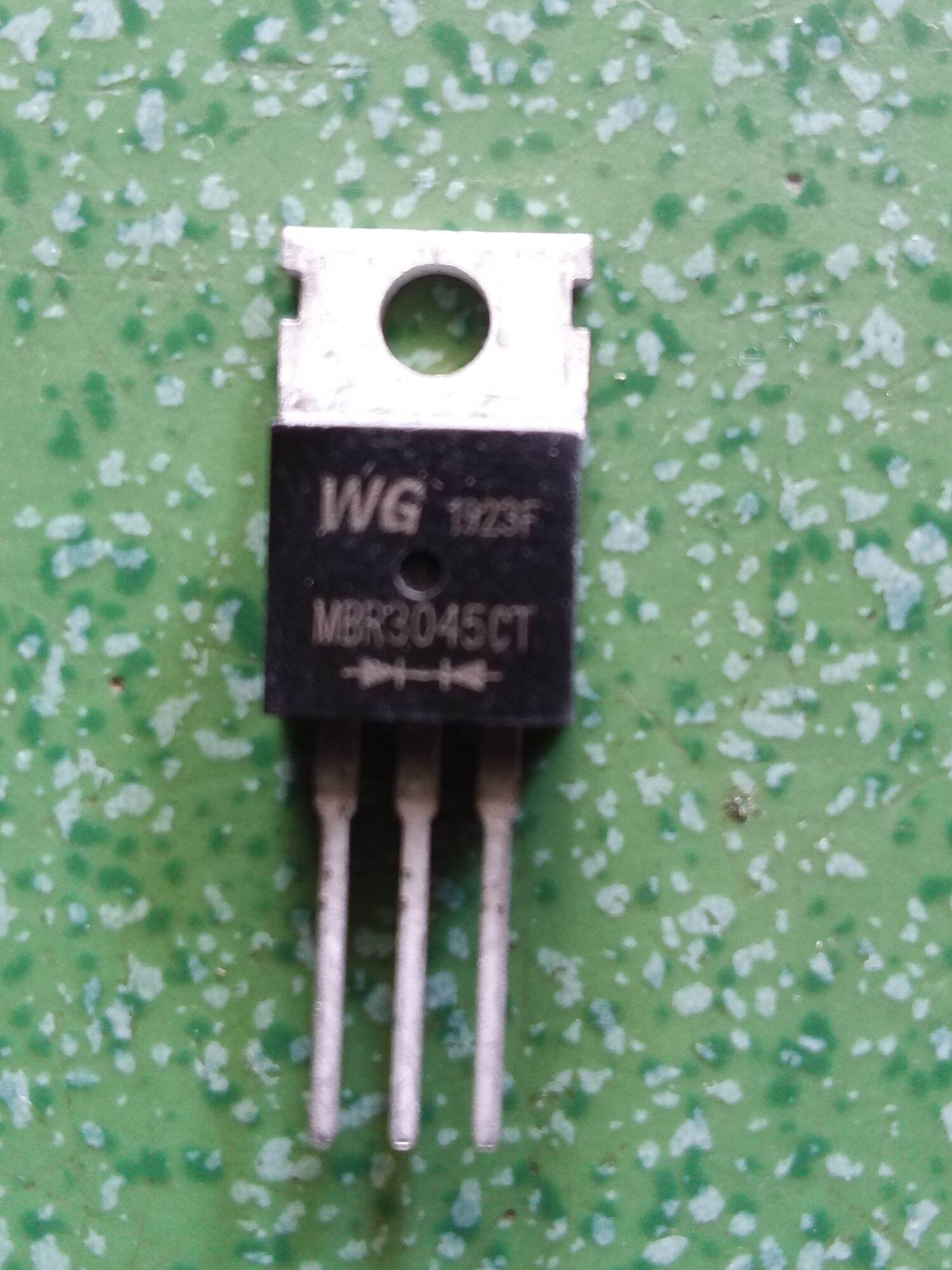 1 chiếc điốt mbr3045