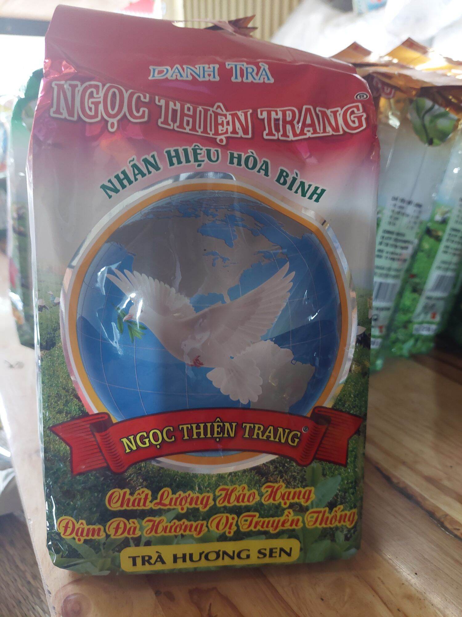1 gói Trà sen trà hương sen cao cấp 250g