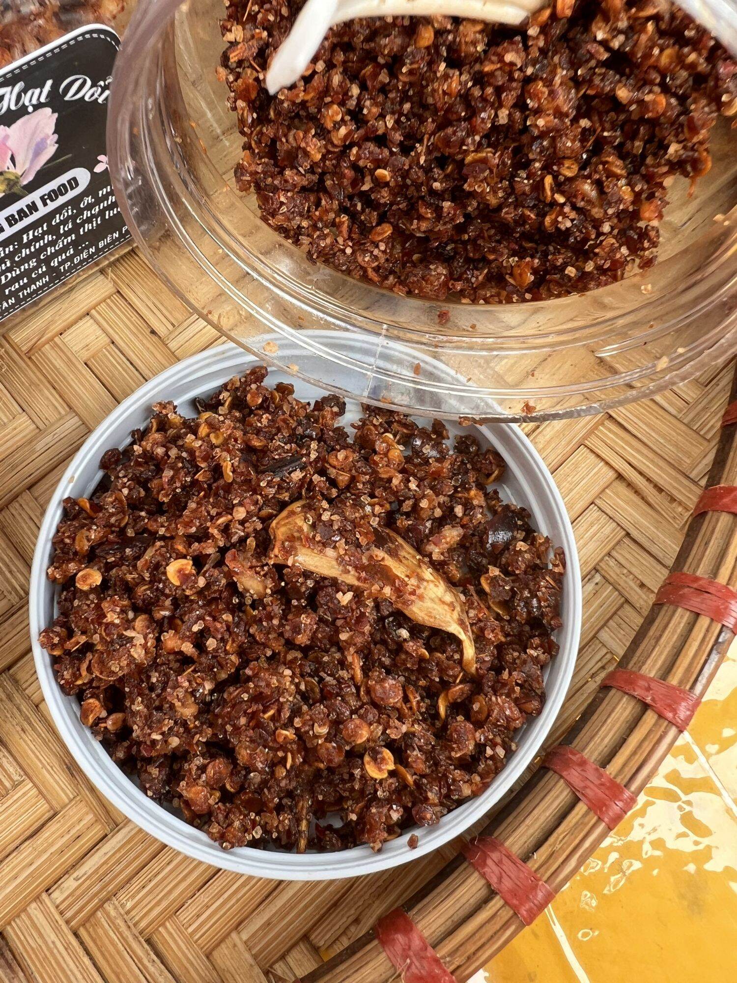 chẩm chéo hạt dổi Nàng Ban Food