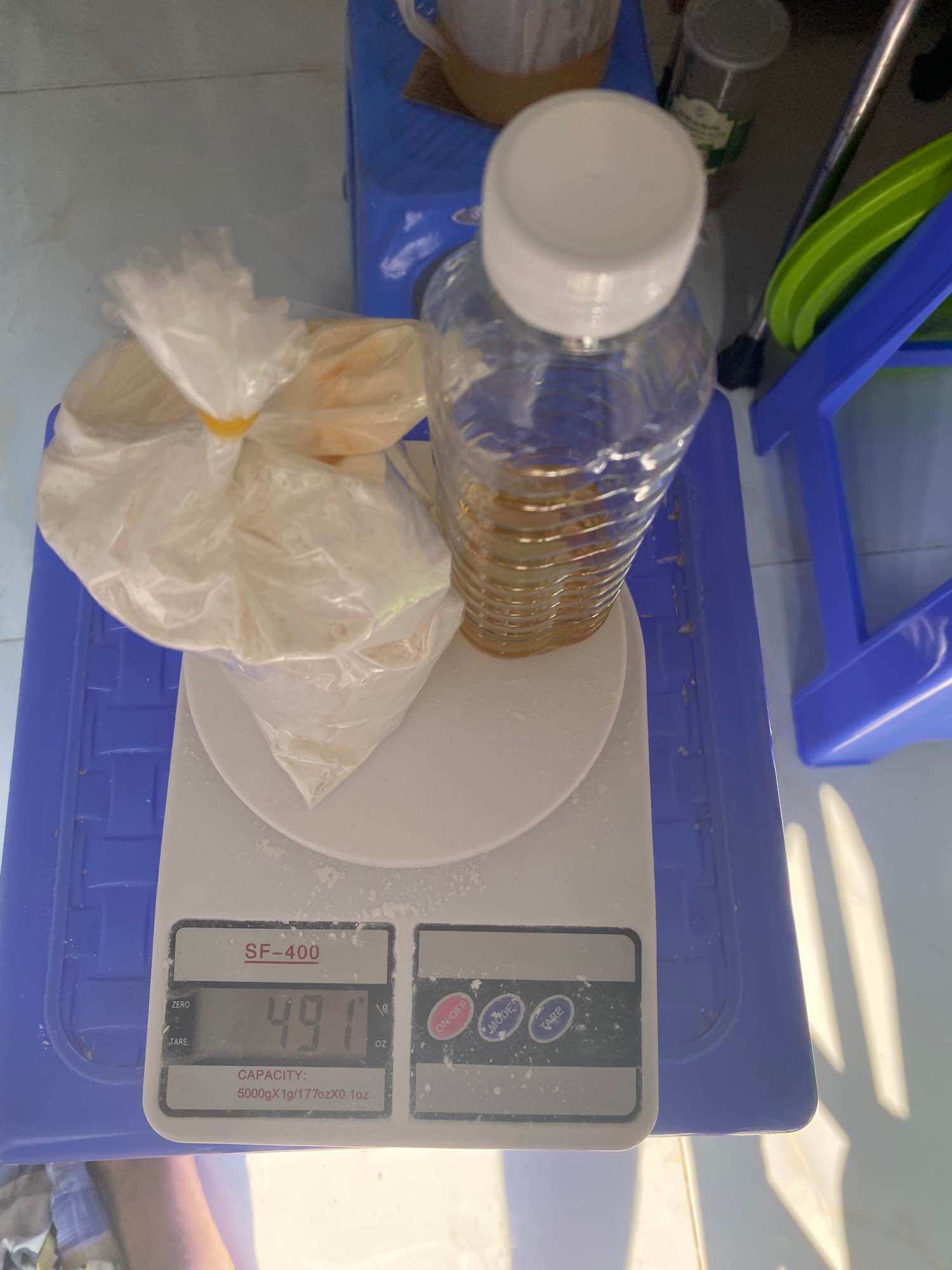 Combo 5 hotdog                                                 (Bột bánh Hotdog pha sẵn (hỗn hợp  500gram)làm được 12-15 cái.).