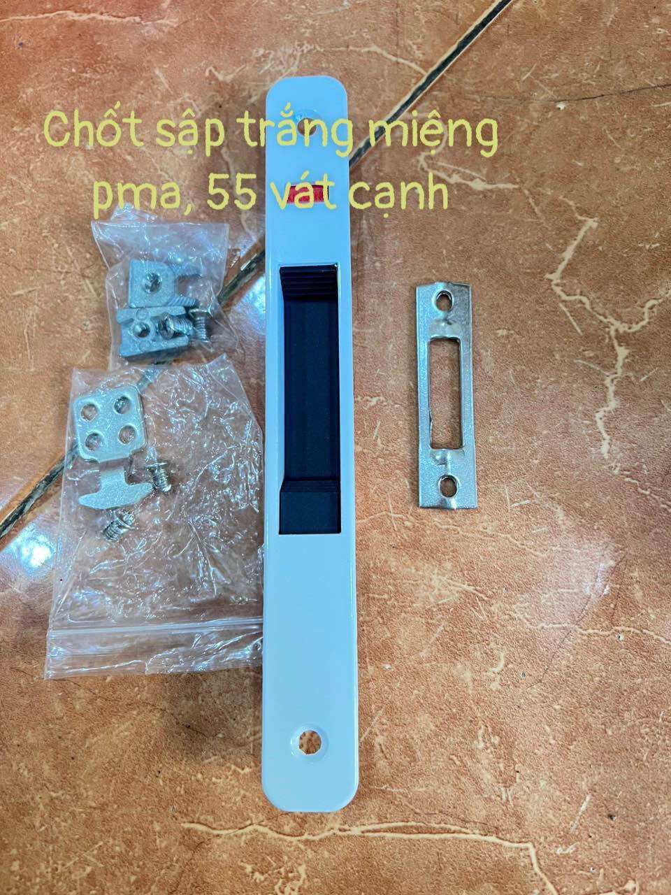 Chốt sập cửa lùa xingfa hệ 93 , hệ 55,vát cạnh