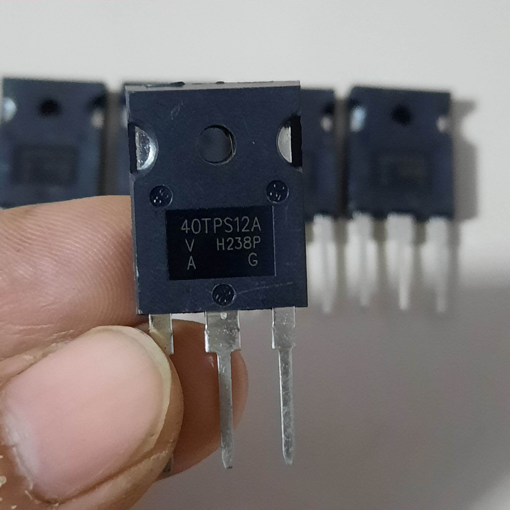 SCR 40TPS12A (55A-1200V), hàng mới lưng đồng