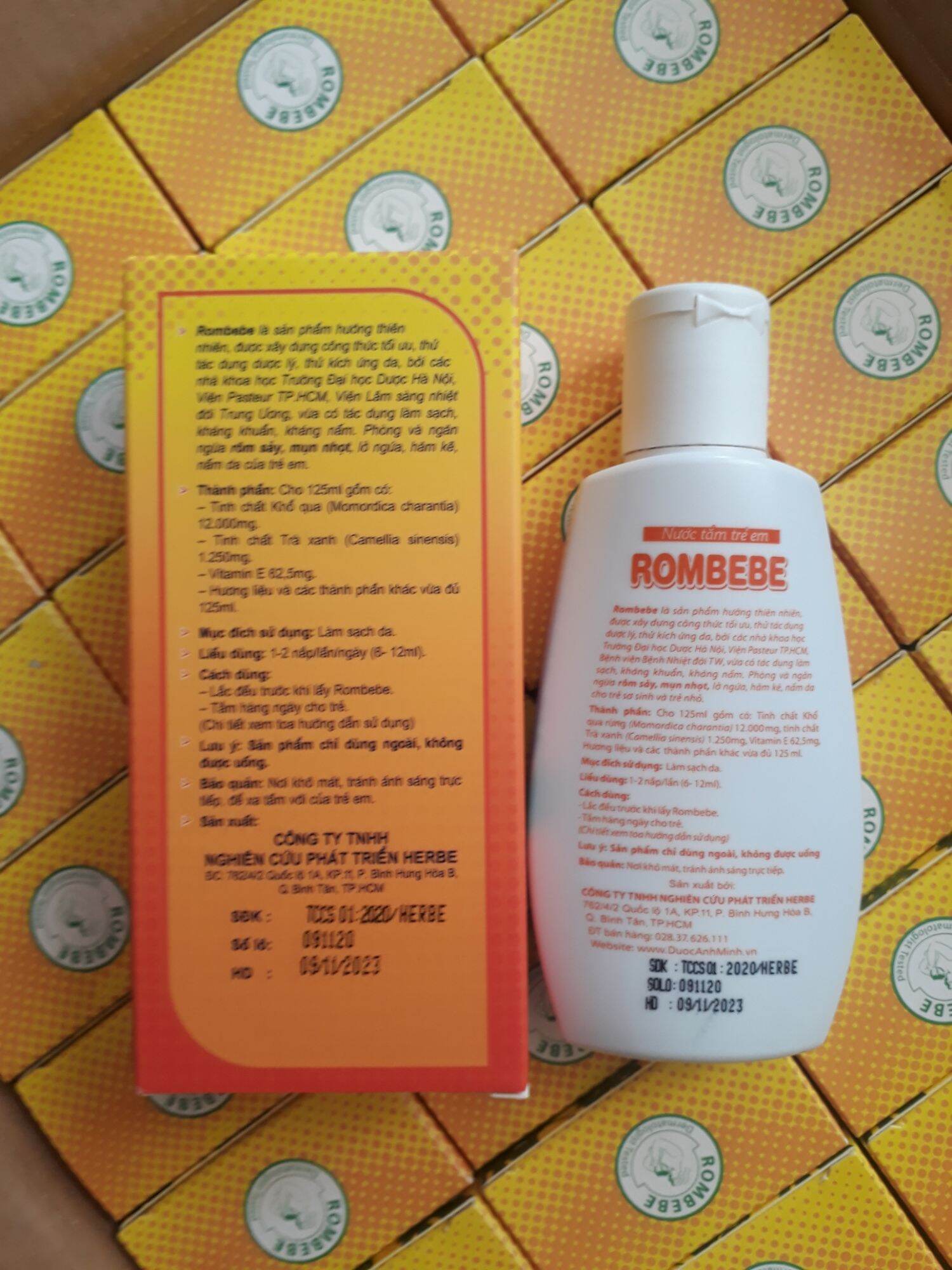ROMBEBE 200ml - Nước tắm cho trẻ em