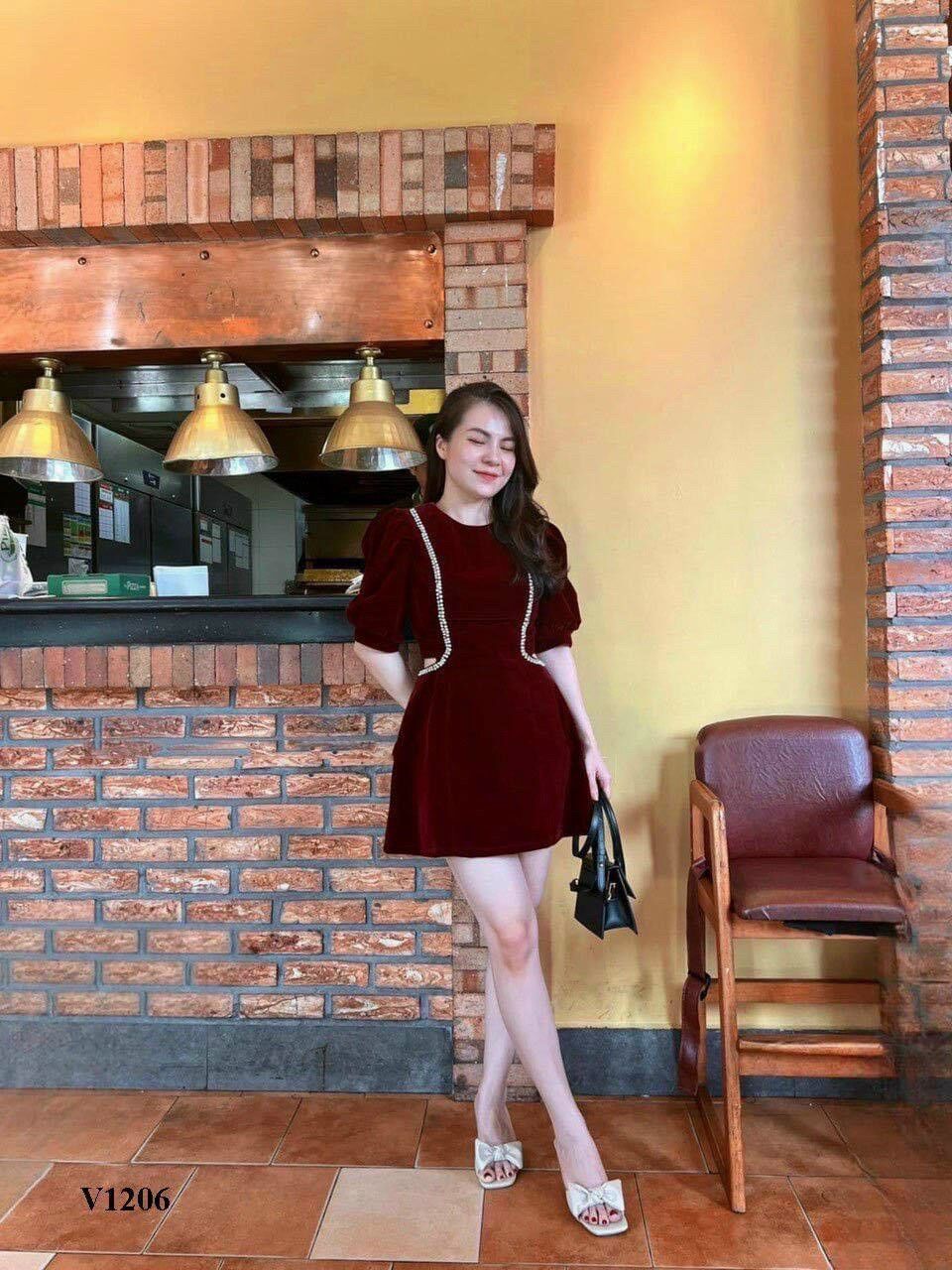 (D282 SHOP TÁO ĐỎ BIGSIZE 50KG ĐẾN 90kg) đầm nhung khoét eo sang chảnh D88