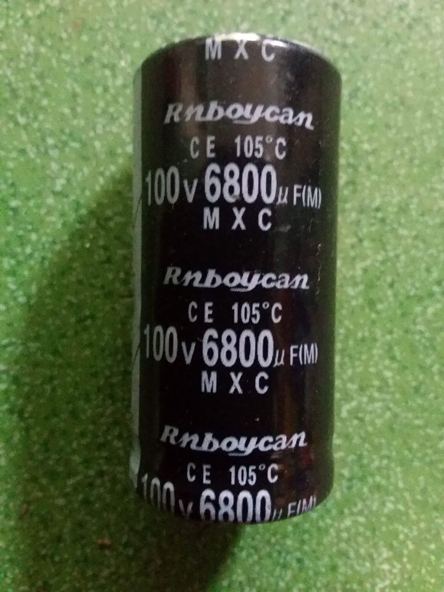 1 CHIẾC TỤ LỌC NGUỒN RUBOYCON 100V-6800UF