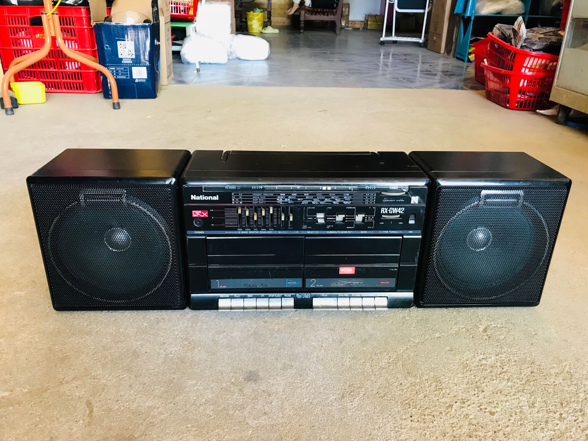 Đài cassette National RX-C42 hai cửa băng