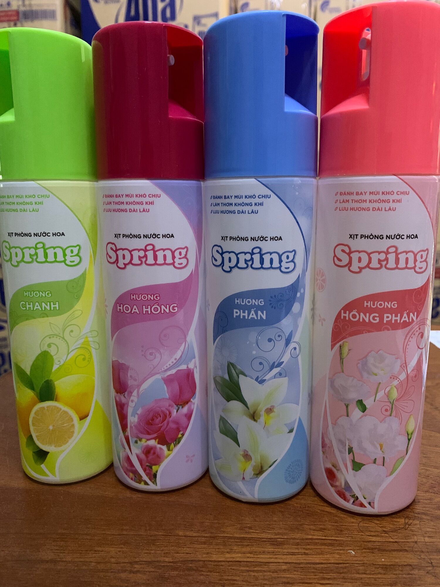 Xịt phòng nước hoa SPRING hương chanh, lưu hương lâu