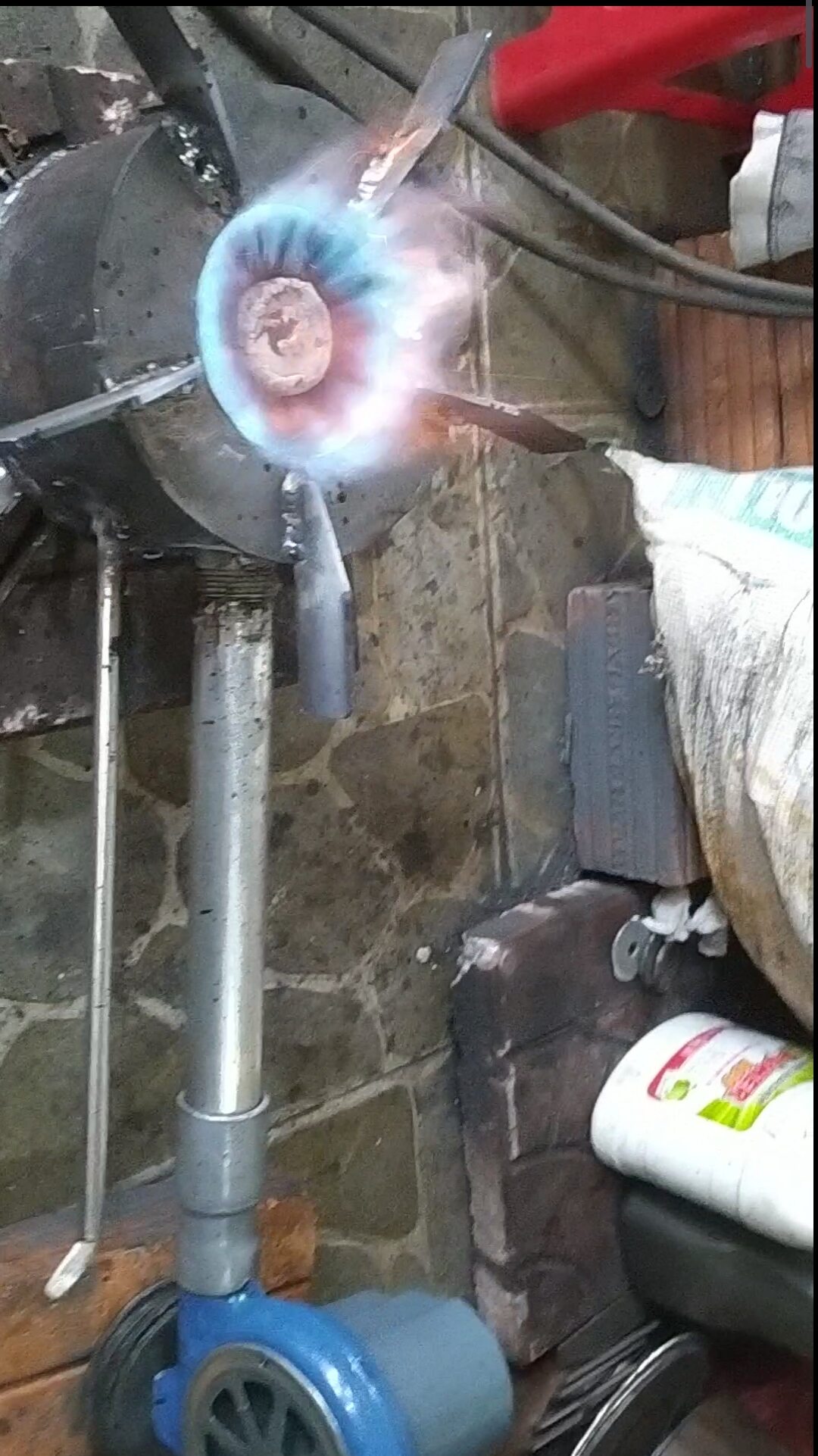 Bếp dùng nhớt thải