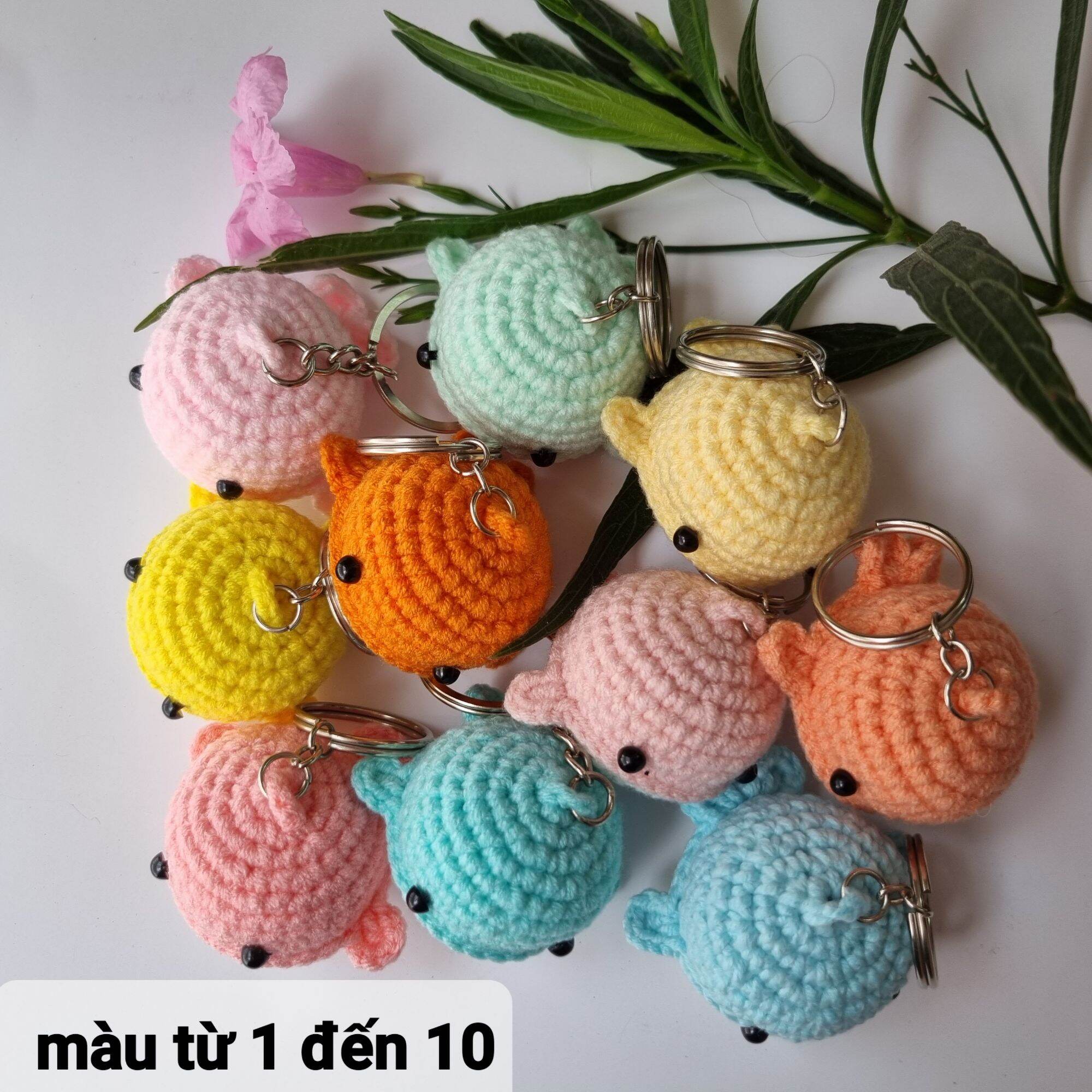 Móc khóa cá heo bằng len handmade