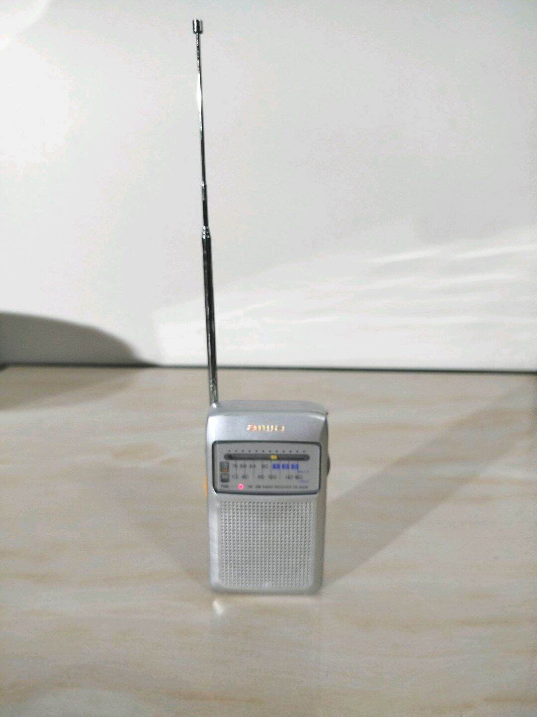 Đài radio thu phát sóng bỏ túi AIWA Model CR-AS24, hàng si Nhật bãi