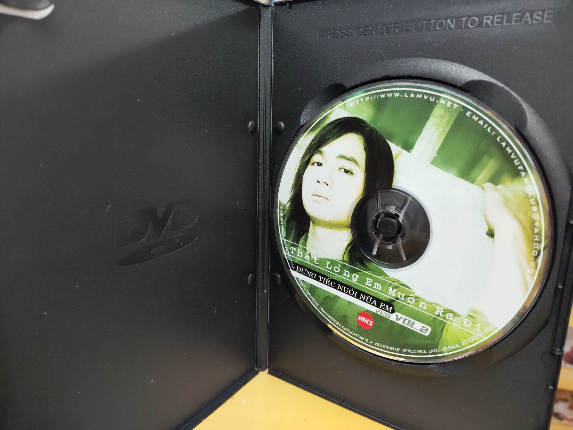 VCD - Lâm Vũ - Thật lòng em muốn ra đi