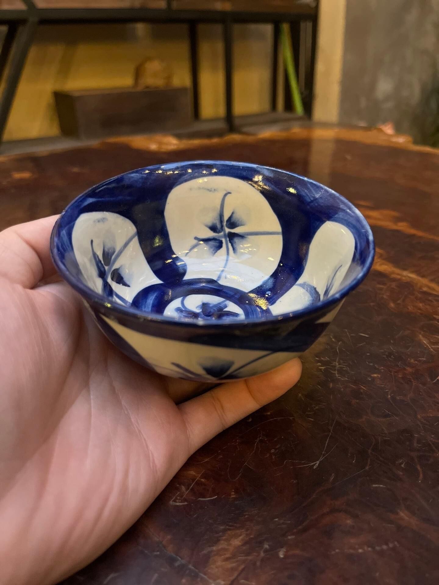 Chén mai xanh- sành kiểu xưa