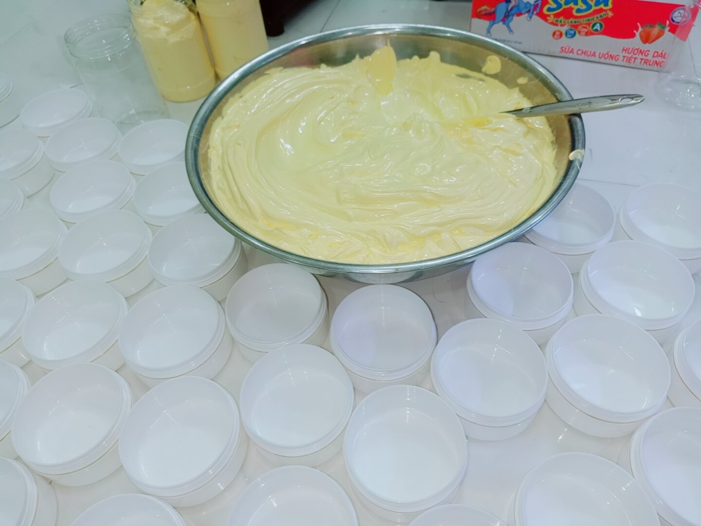 1 KÝ KEM COLLGEN TẨY TRẮNG CHO DA NGÂM
