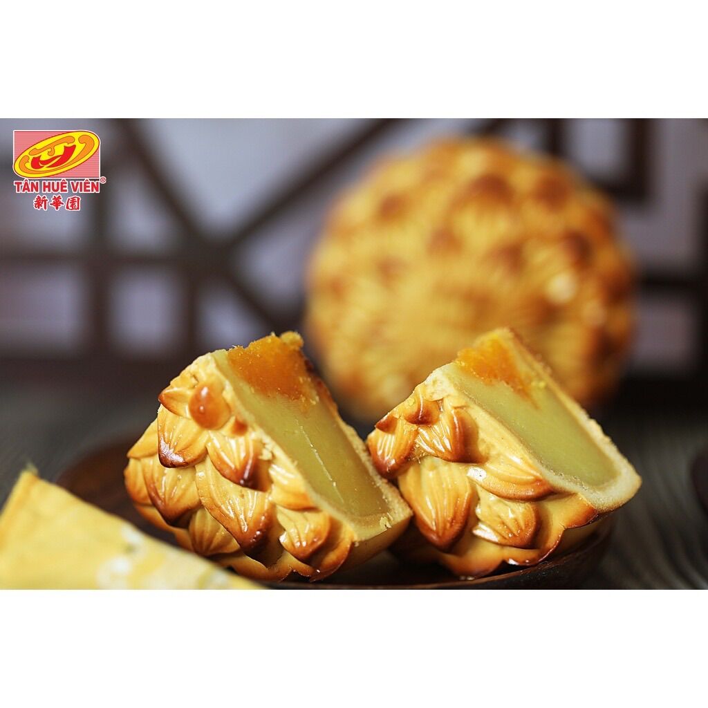 Trung thu chà bông trứng muối Tân Huê Viên (200g/cái)