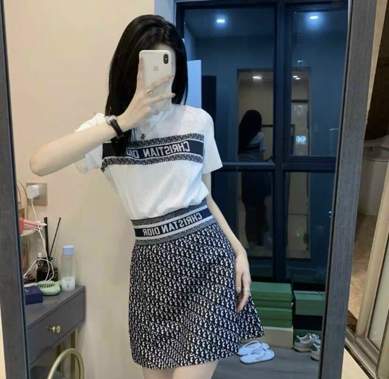 [Sale sốc áo lẻ màu] Áo len trắng cổ tròn