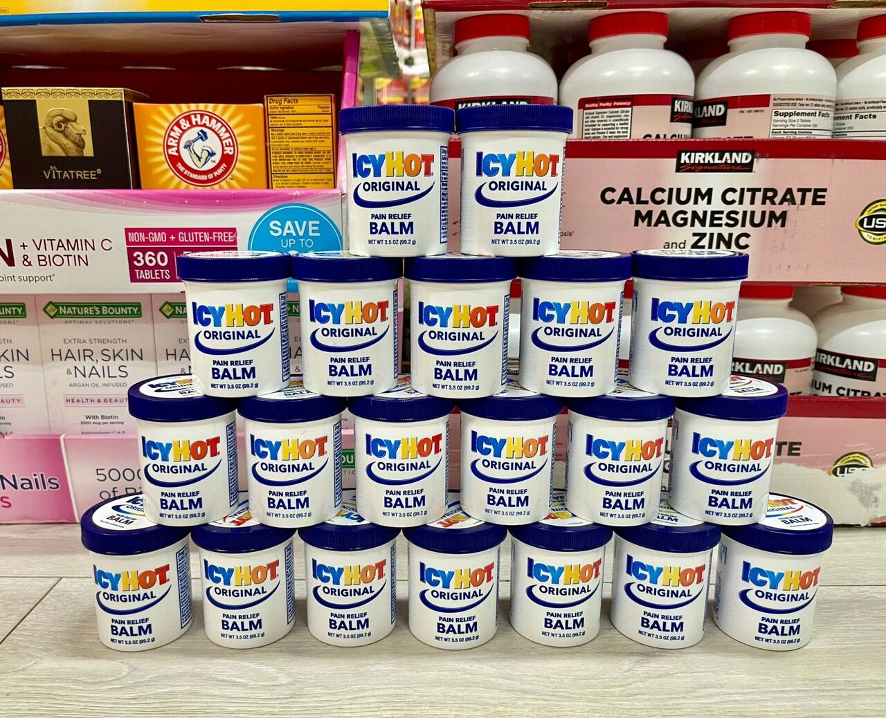 dầu cù là mỹ icy hot
