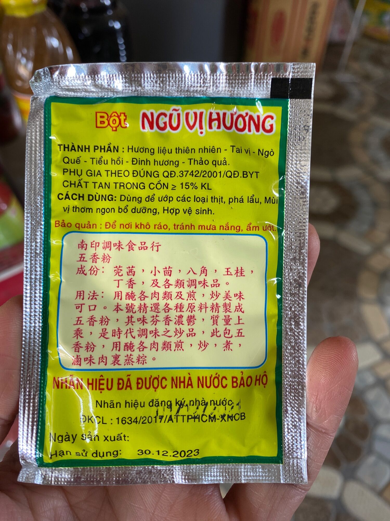 Bột ngũ vị hương