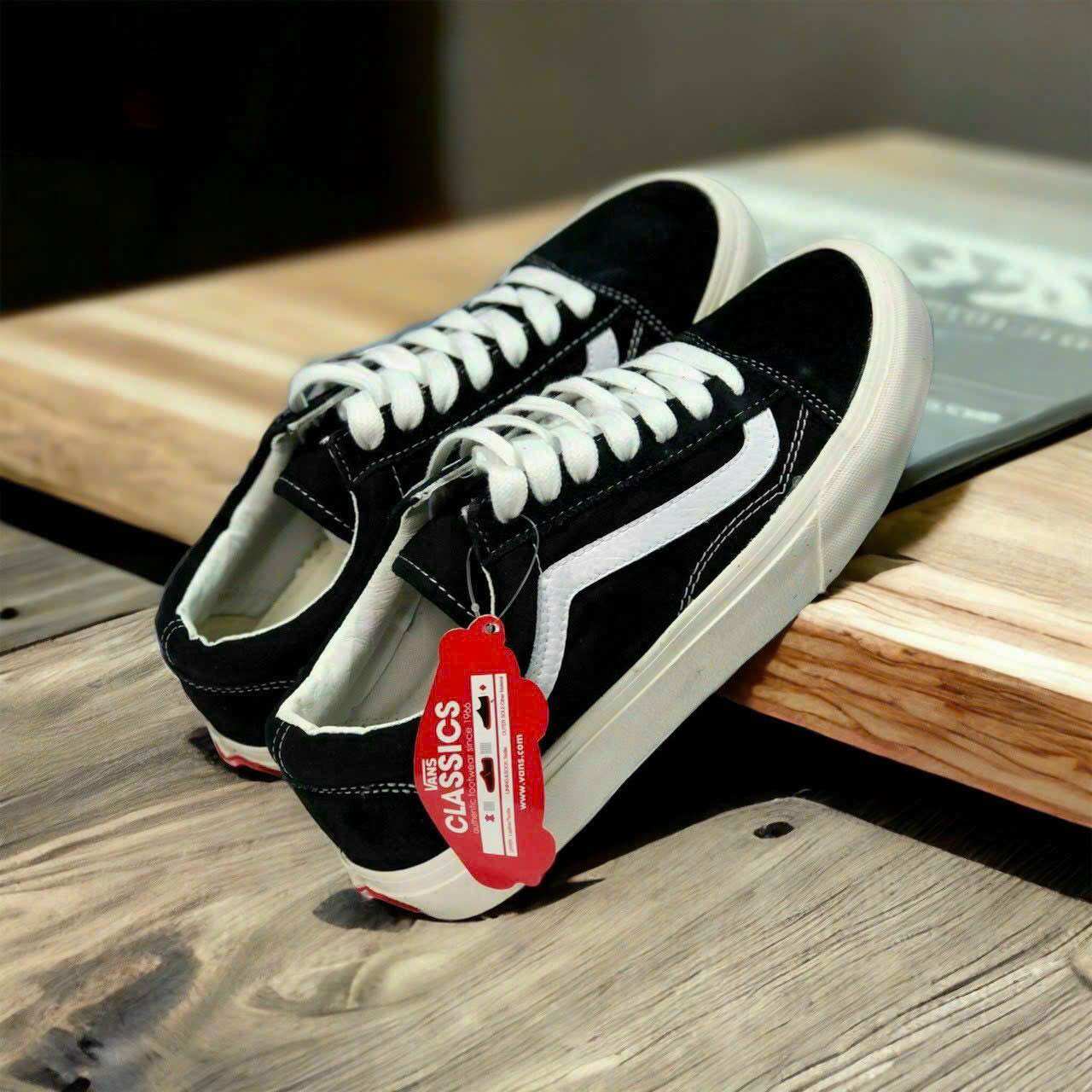 Giày Thể Thao Vans Vault Cao Cấp Nam Nữ [Full Box]