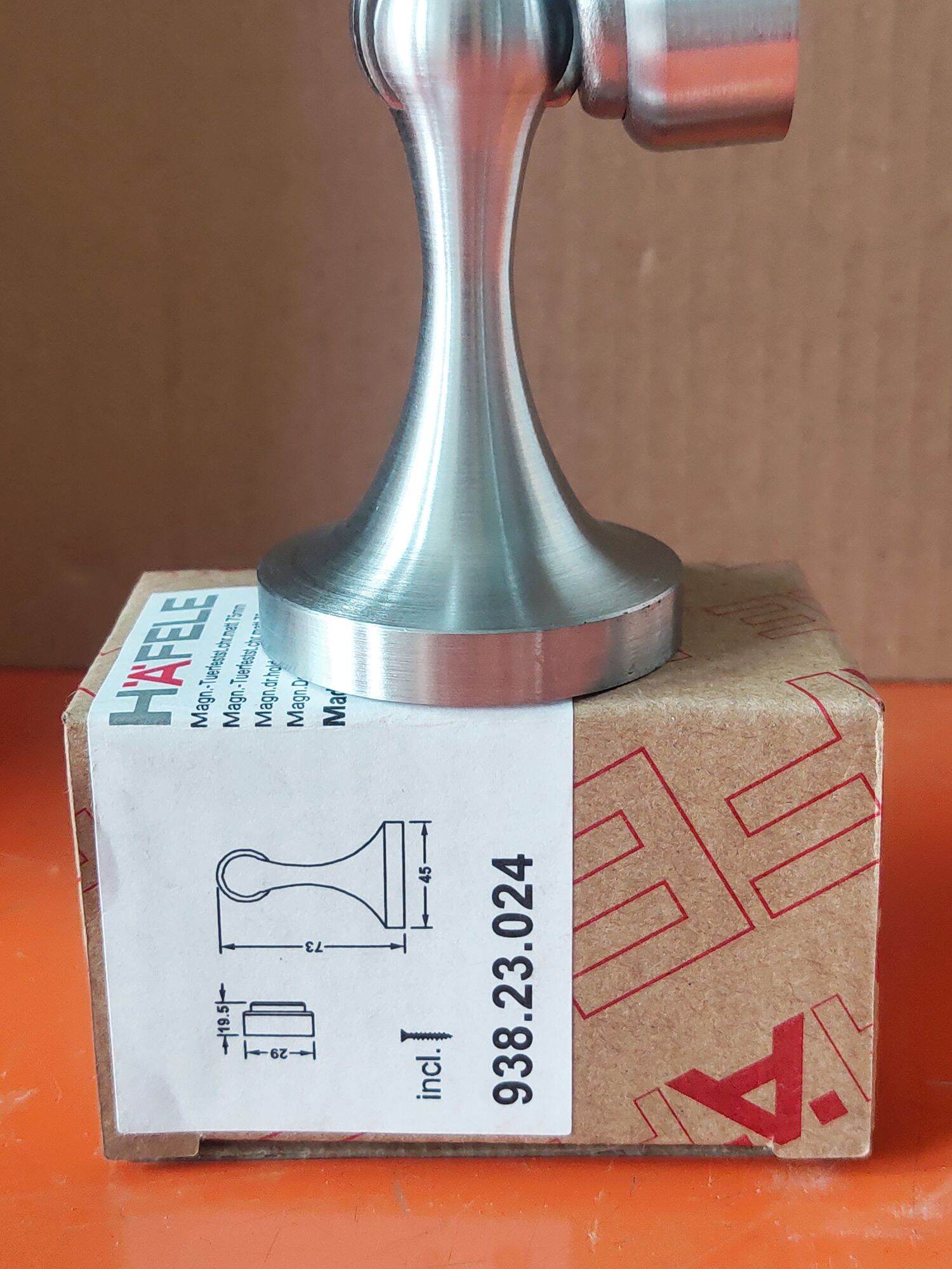 Hít cửa nam châm hafele 938.23.024