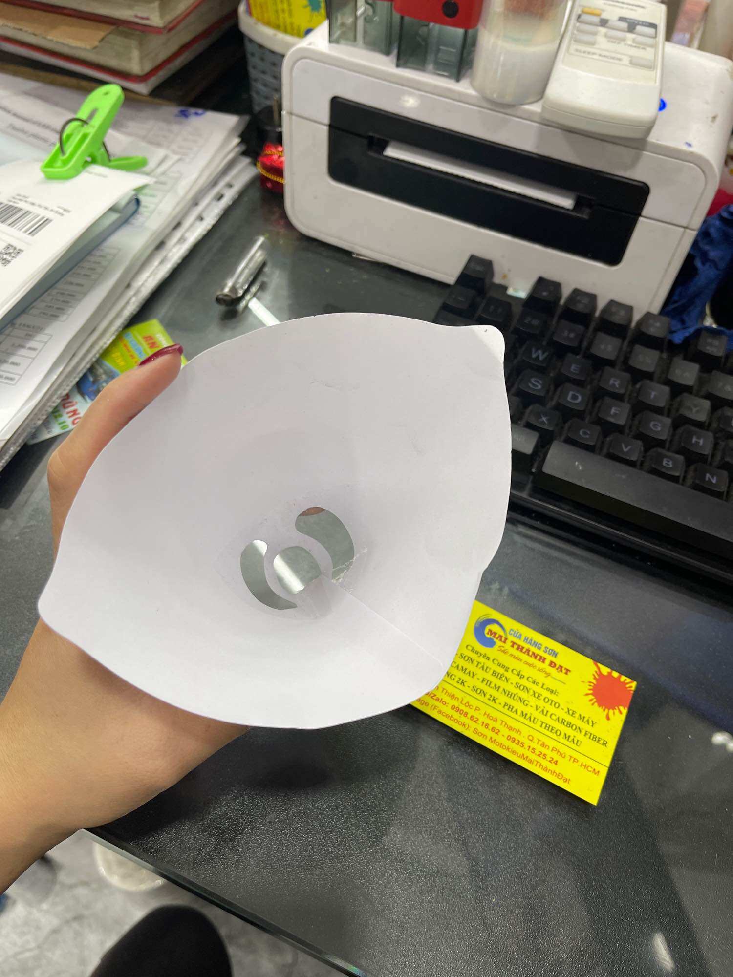 Phễu - cốc lọc sơn (bịch 200 cái ). MotokieuMaiThànhĐạt