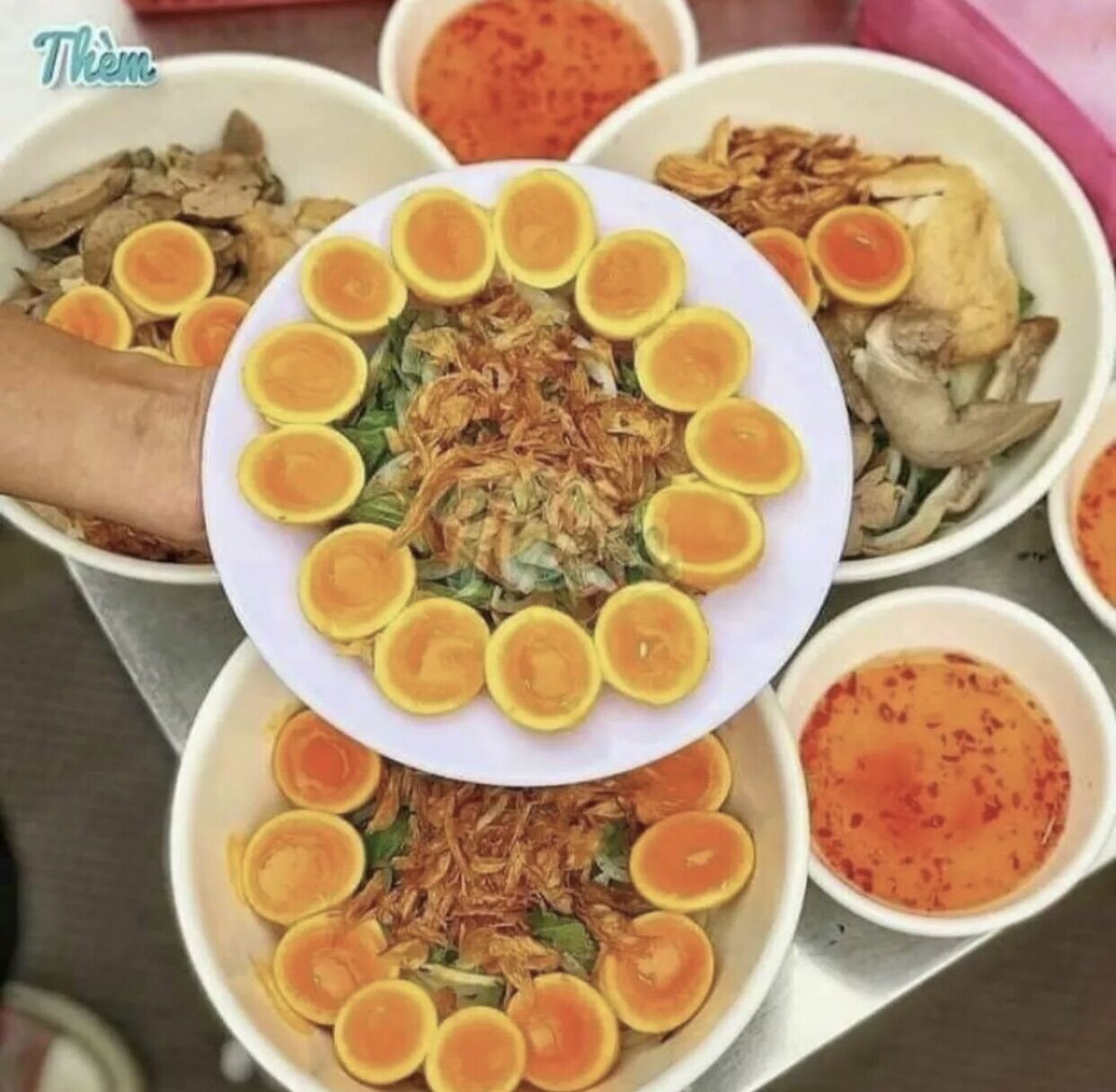 1KG TRỨNG GÀ NON (ship hoả tốc hcm)