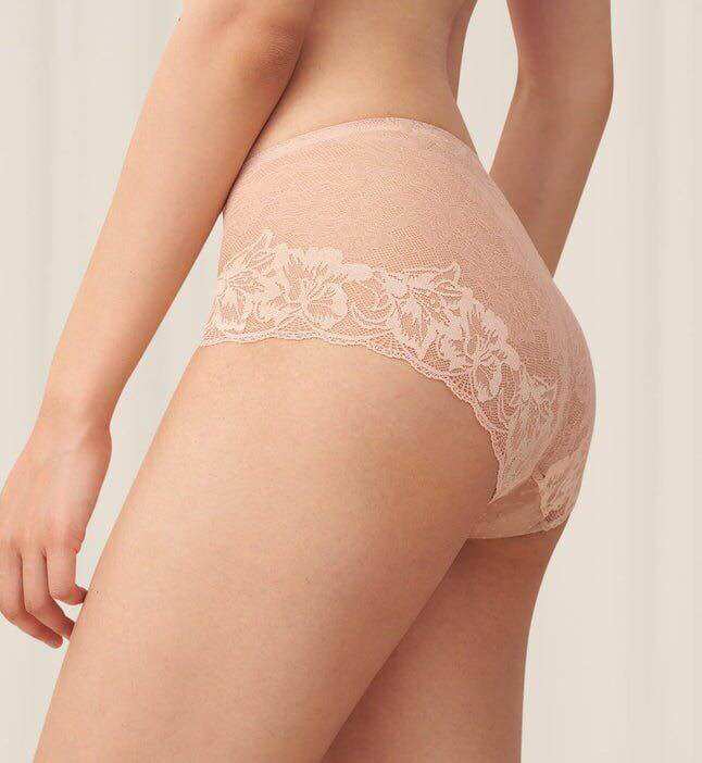 Quần lót nữ cao cấp Triumph Magic Wire Lite Sensation Hip