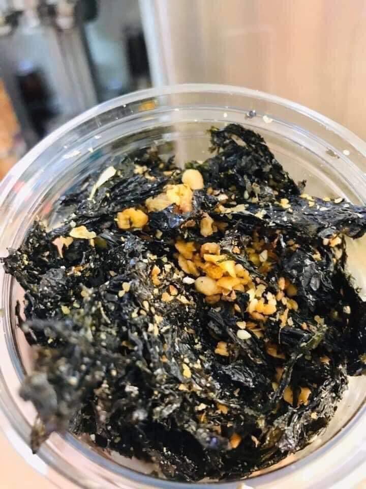Rong Biển Cháy Tỏi (Hũ 200gr)