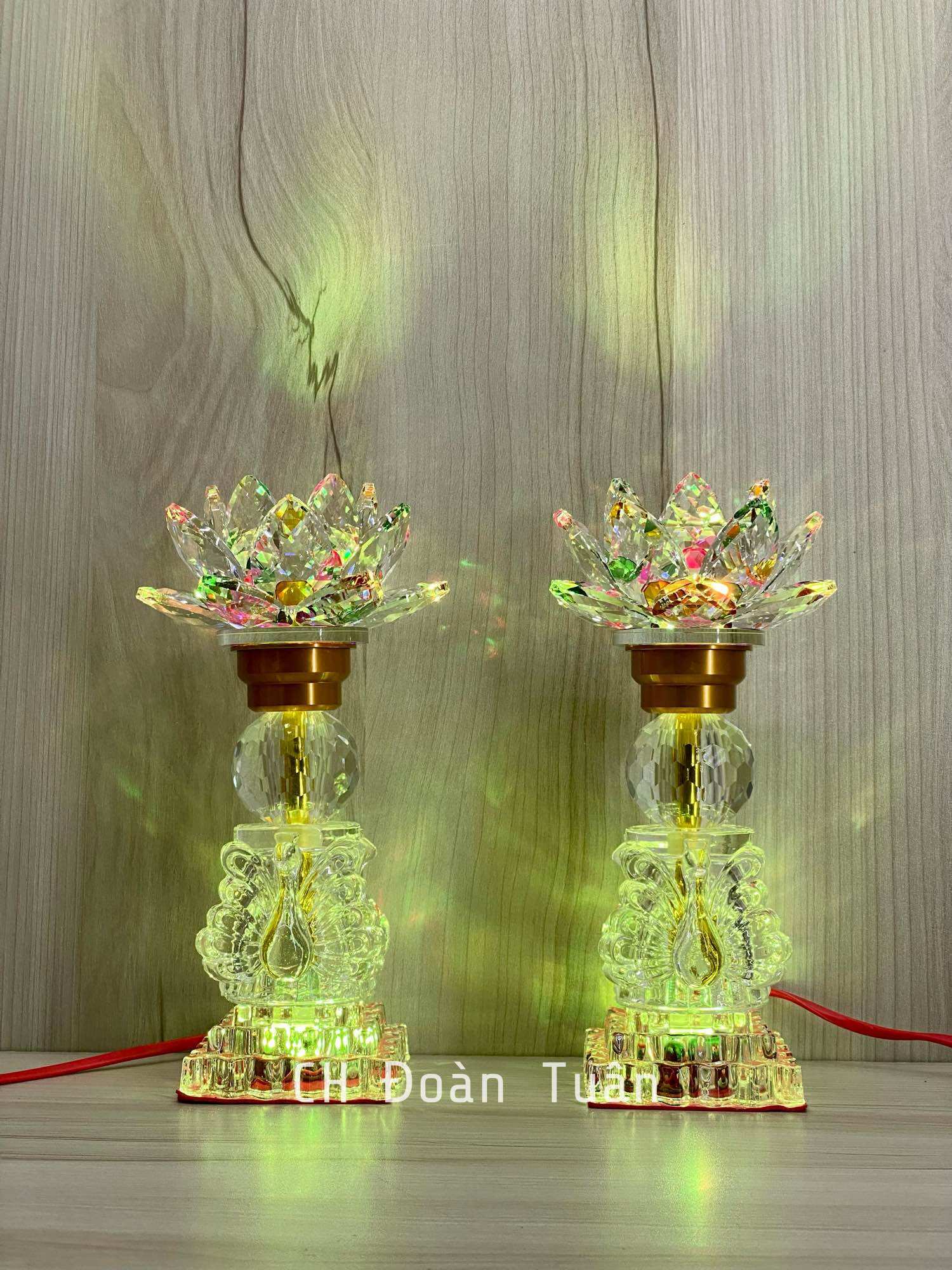 MỘT ĐÔI ĐÈN PHA LÊ KIỂU DÁNG THIÊN NGA- PL22