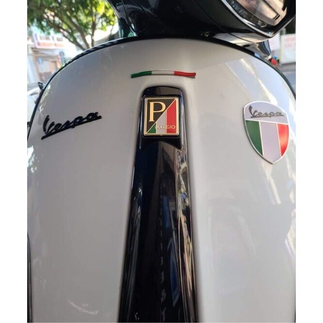 Tem logo Nhôm Vespa cờ ý dán xe.