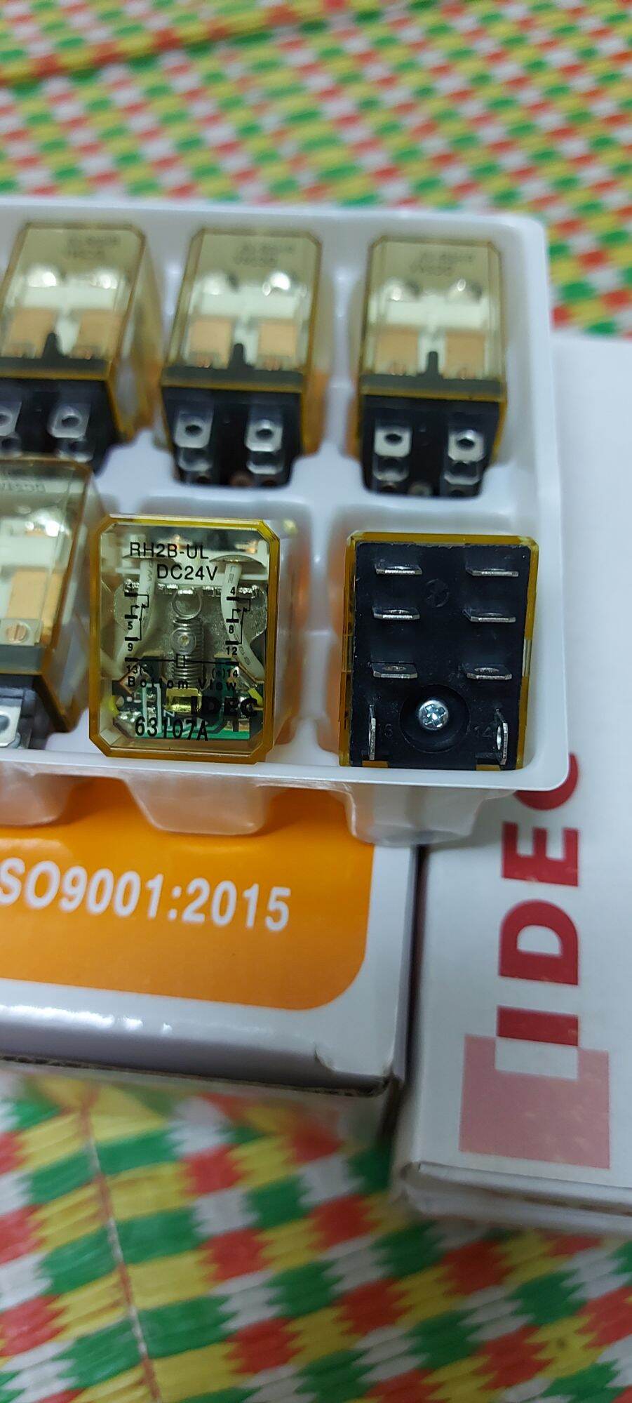 RƠ LE TRUNG GIAN 12V/24V