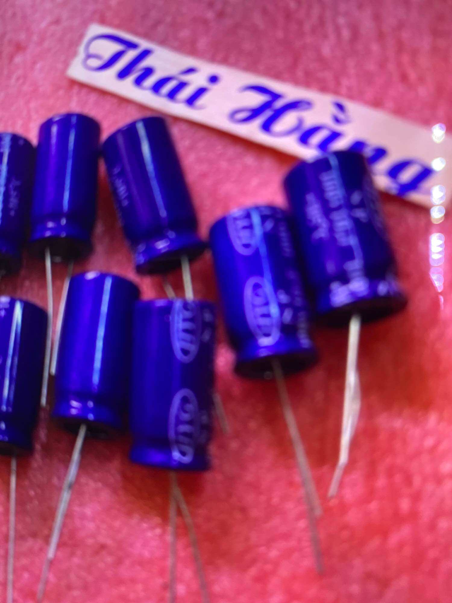 10 chiếc tụ 22 M/100 v không phân cực