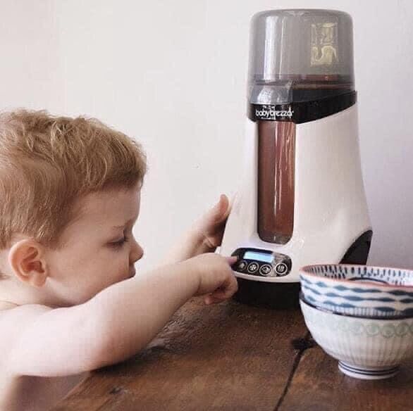Máy Hâm Sữa Baby Brezza Có Kết Nối Bluetooth ( Tặng kèm túi trữ sữa Sunmum)