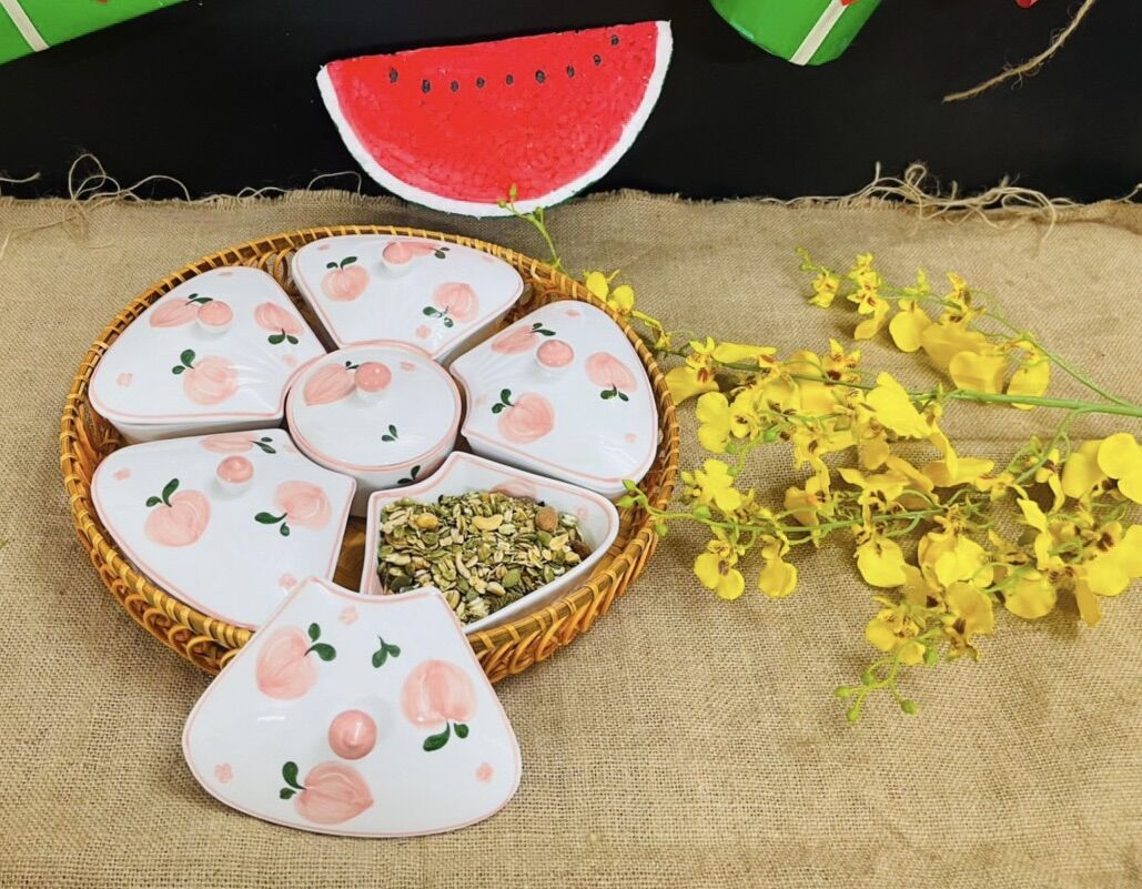 Khay mứt tết. gốm sứ bát tràng.