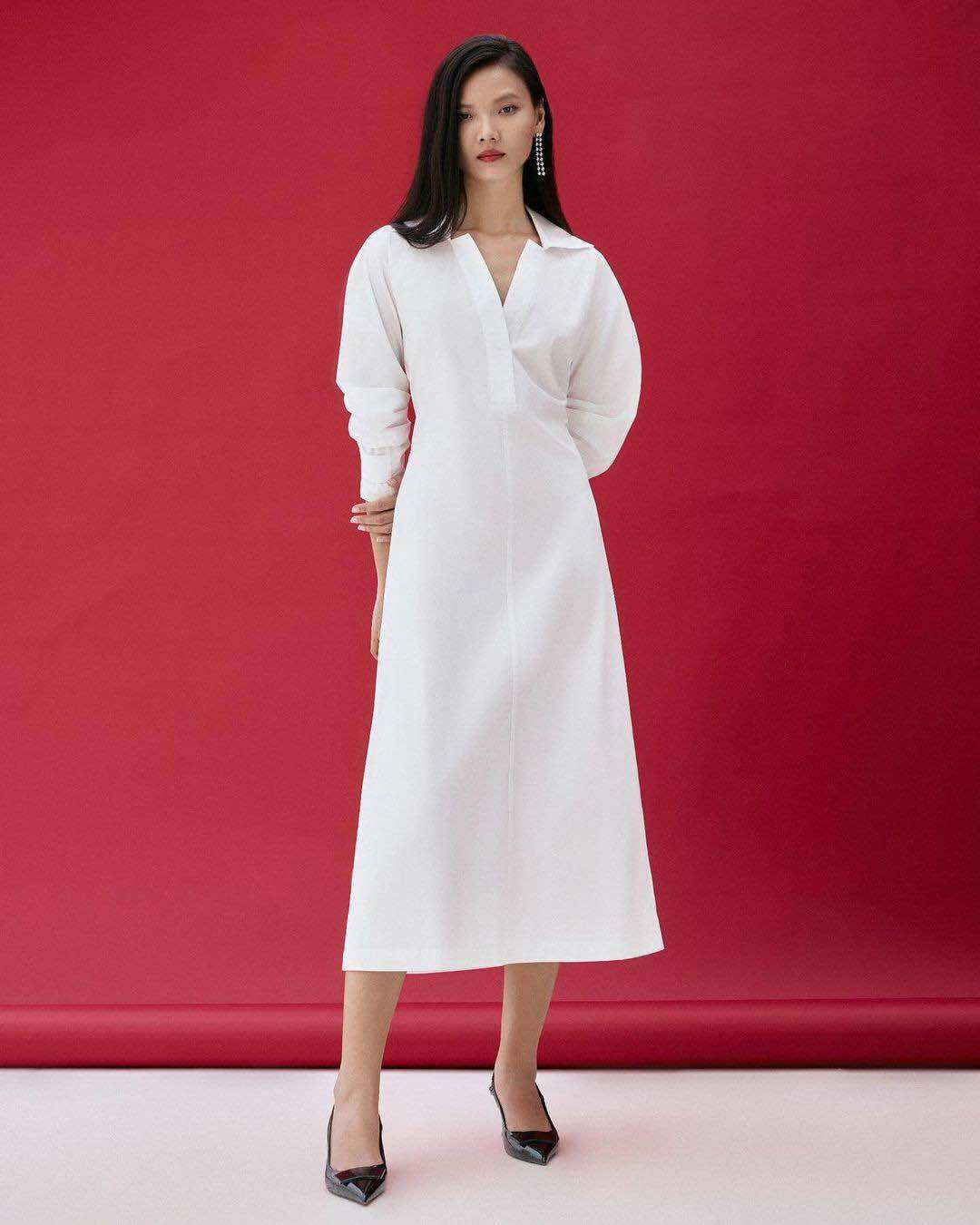 Đầm cổ sơ mi dáng dài đai lưng eo mono talk, dáng chữ a cổ v tay lửng xếp bồng chất poplin mof24s-o10002tk