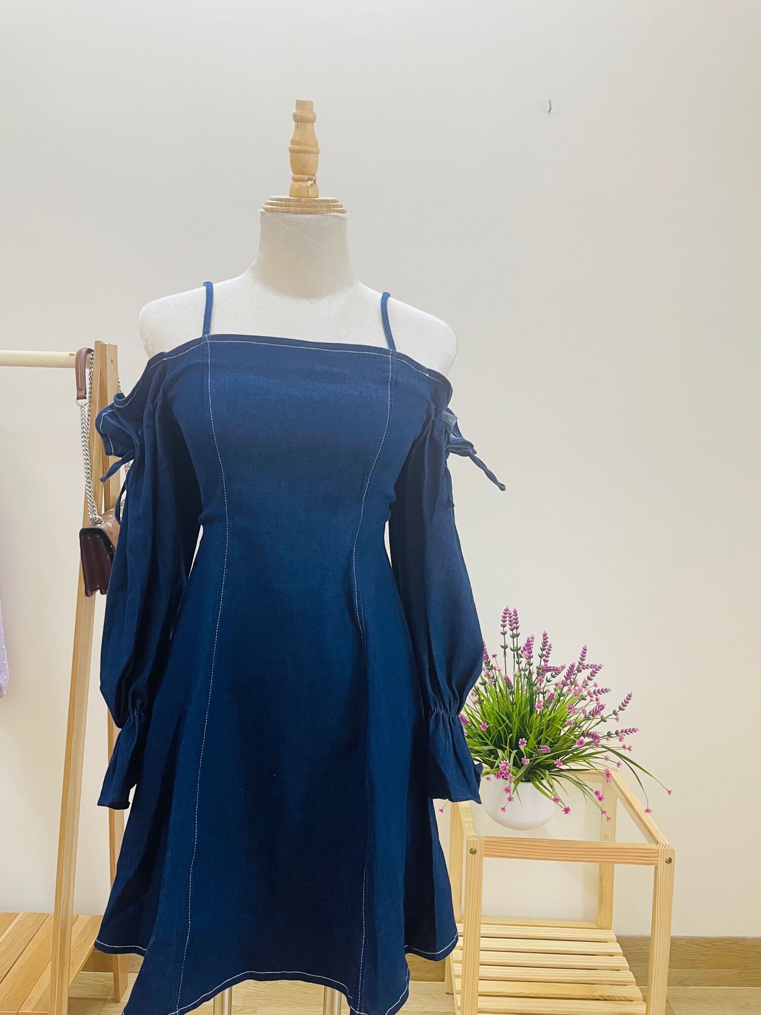 Đầm Jean 2 dây rớt vai cao cấp Vero Moda