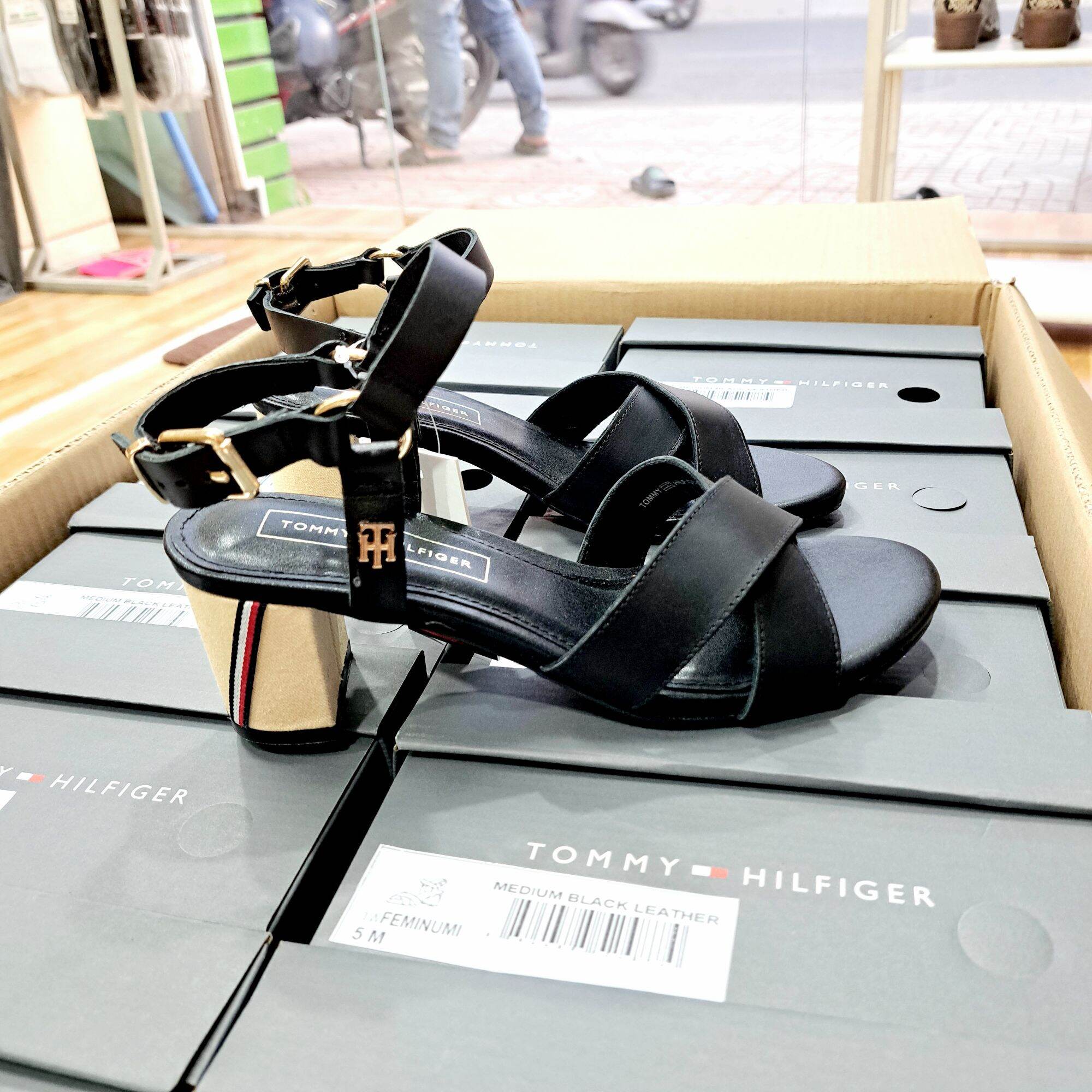 Sandal tommy hilfiger da Thật