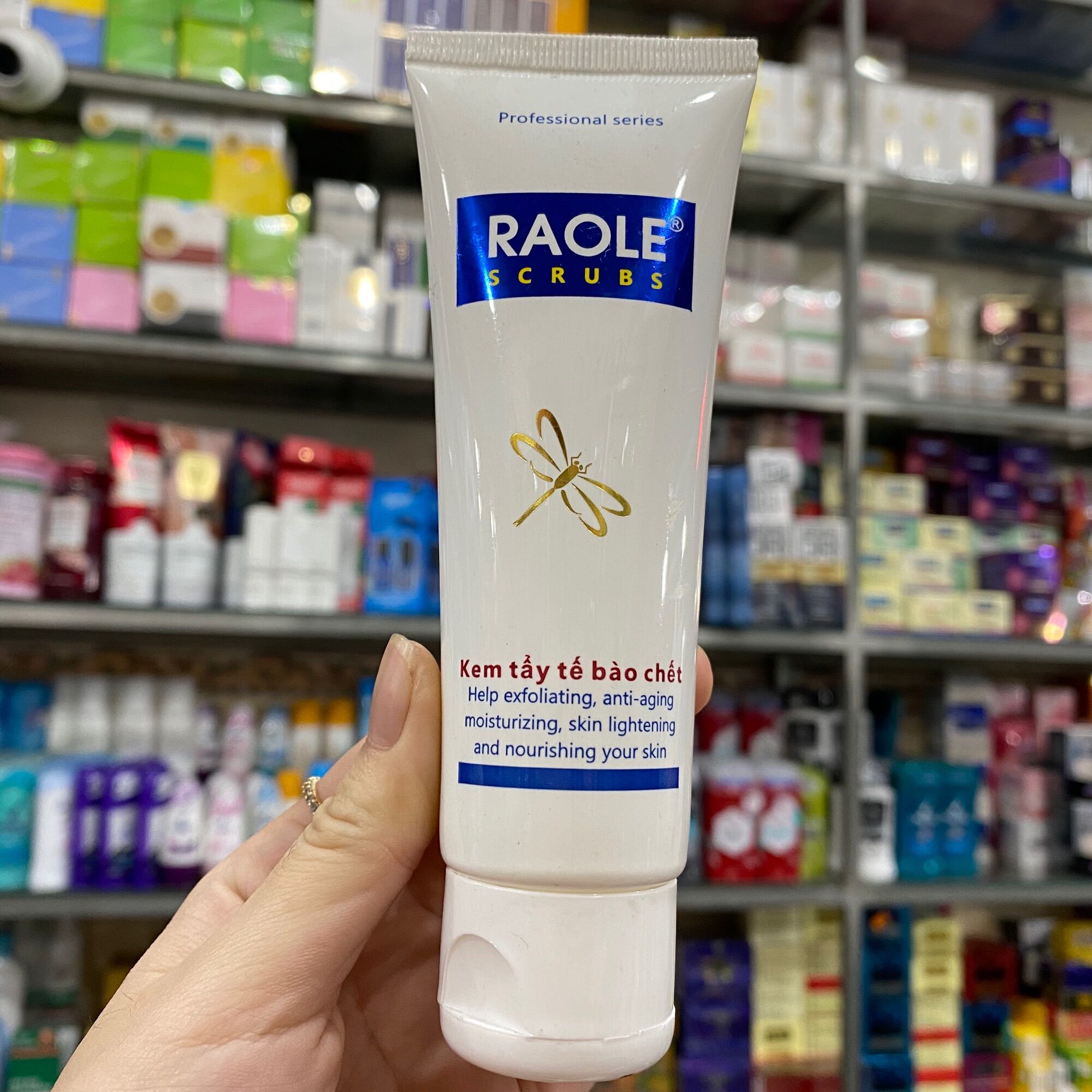 Kem tẩy tế bào chết Raole 60ml dùng cho mặt