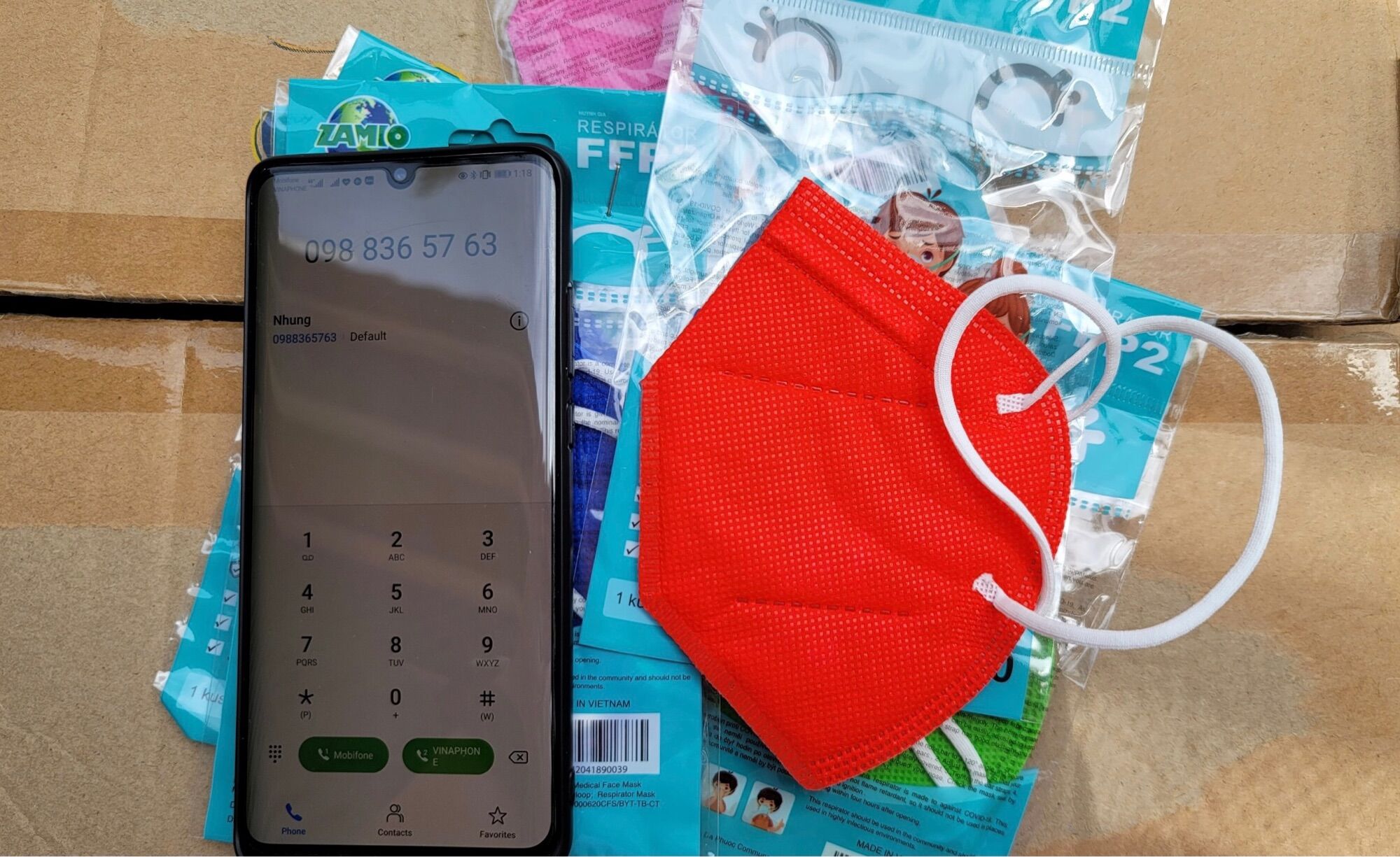 Khẩu trang N95 Huỳnh Gia cho bé màu đỏ set 10 cái