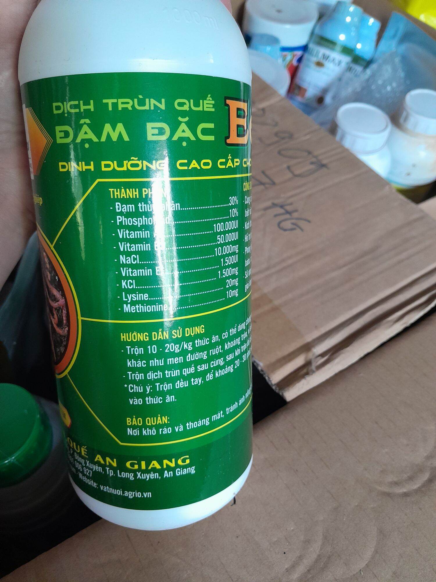 [Chai 1 lít] Dịch trùn quế Eel Q đậm đặc cho lươn, ba ba, cá